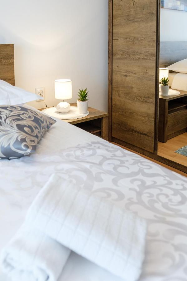 Apartman Mare Milna  Ngoại thất bức ảnh